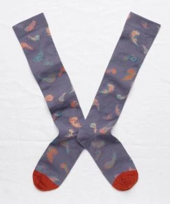 Bonne Maison Kniestrümpfe Nocturnal Feather In Lila SALE