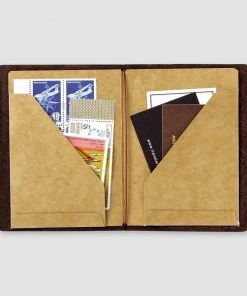 Traveler's Company Traveler's Company 010 Traveler´s Notebook Refill Kraft Paper Folder Passport Size